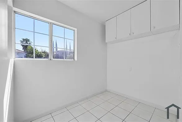 1611 S 4th Ave — Photo 3
