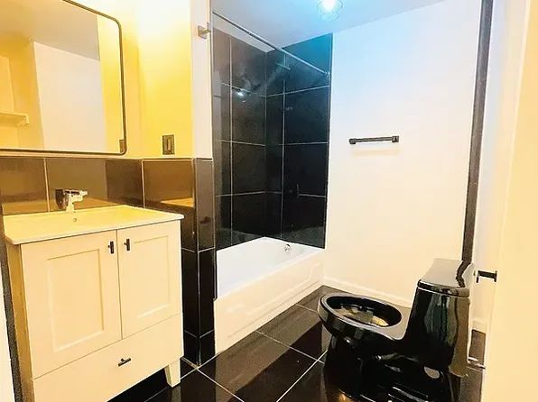 68-06 Forest Avenue image 8 of 8