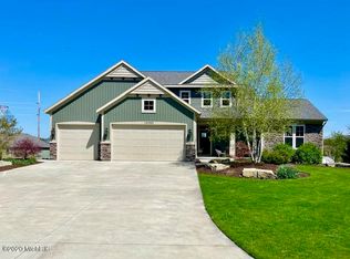 13082 Cedarberry Ave, Grand Haven, MI 49417