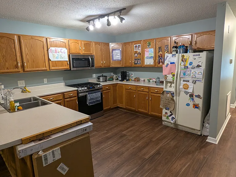 244 Hunter Hills Cir #3 — Photo 9