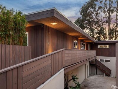 918 Kansas St, San Francisco, CA, 94107