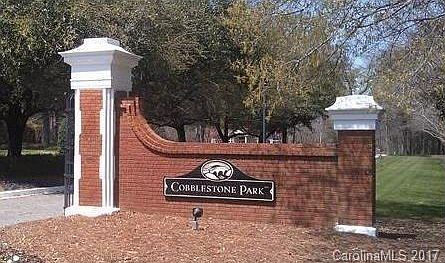 1st image of 223 Woodlander Dr