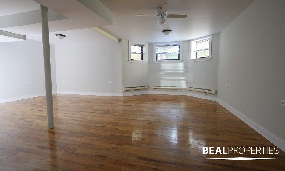 1st image of 1125 W Oakdale Ave #1125GDNN