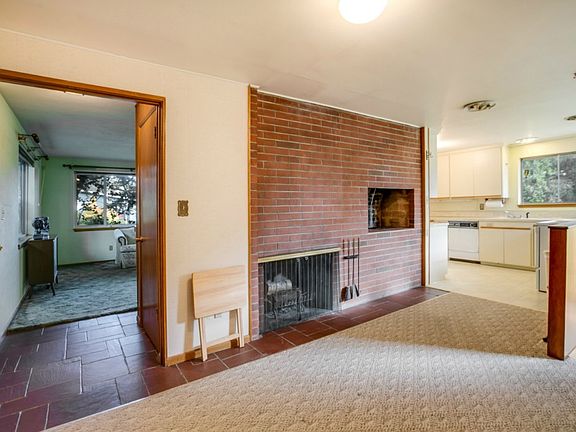 5th image of 4816 N 16th St