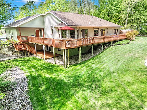 4th image of 4239 Leisure Dr