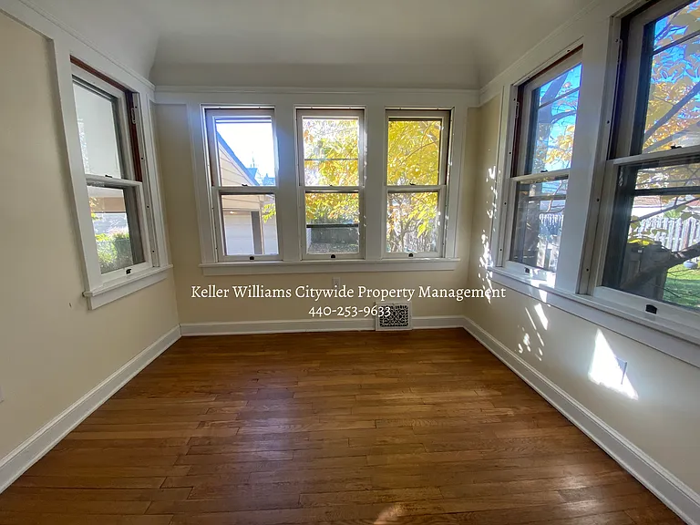 2182 Carabel Ave — Photo 9