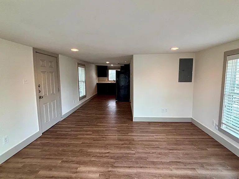 1009 Enid St #B — Photo 7