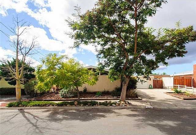 1st image of 2838 Melbourne Dr
