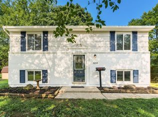 3093 Rutledge Dr W, Columbus, OH 43232