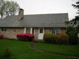 238 E Branch Rd, Sellersville, PA 18960