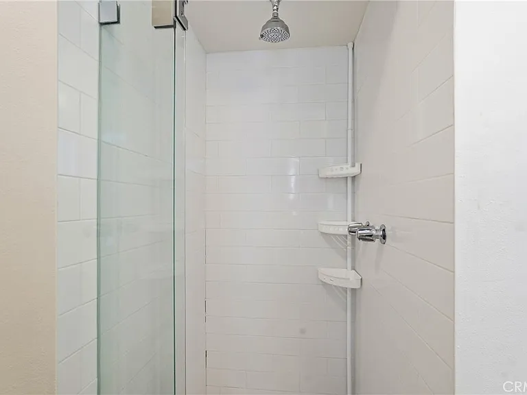 1433 S Beverly Dr — Photo 37