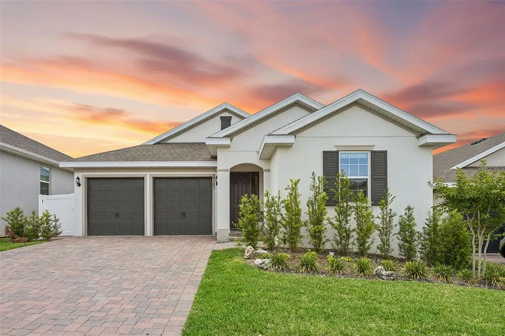 4 bed, 3.0 bath, 2240 sqft, $3,500 — Photo 1