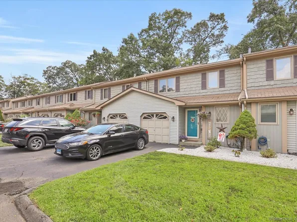 50 Scotland Road #5J, East Hartford, CT 06108