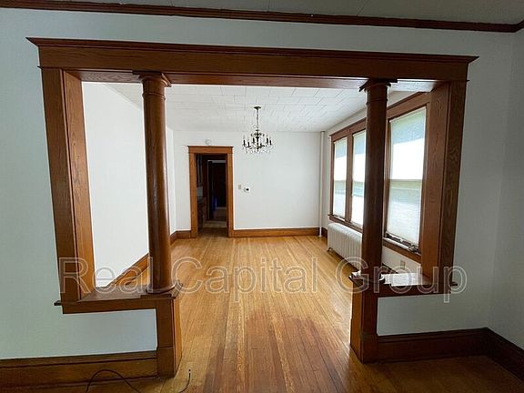2nd image of 53 Ten Eyck Ave Unit 1