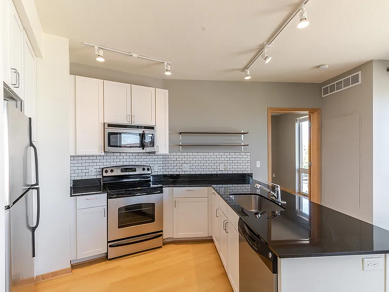 Solhaus Apartments & Tower — Photo 138