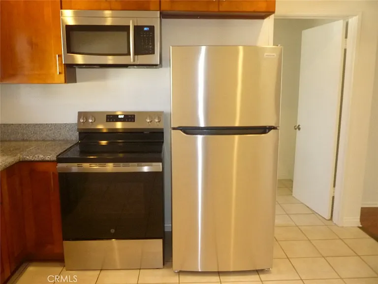 2317 Marshallfield Ln #B — Photo 12