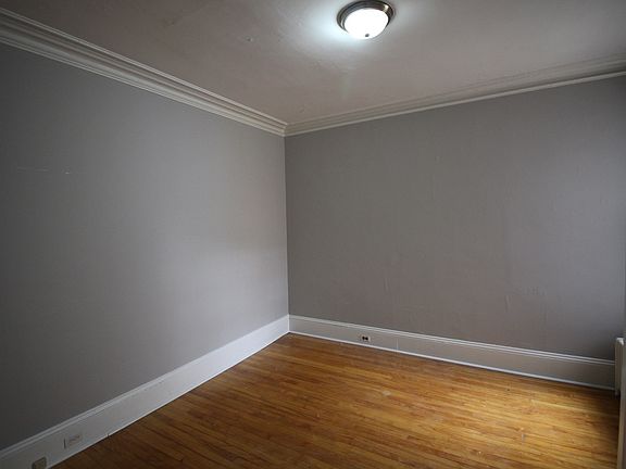 4th image of 197 Florence St