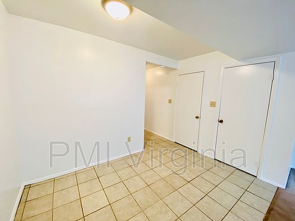 5th image of 1608 Darren Cir