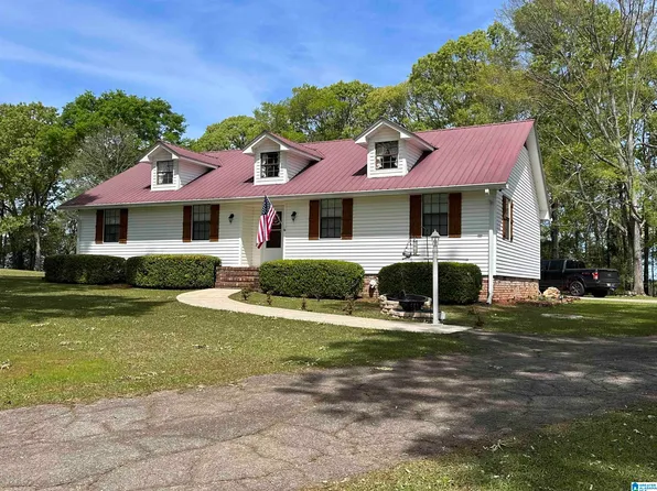 132 Skyline Trl, Pell City, AL 35128