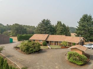 28002 Crossley Ln, Eugene, OR 97402