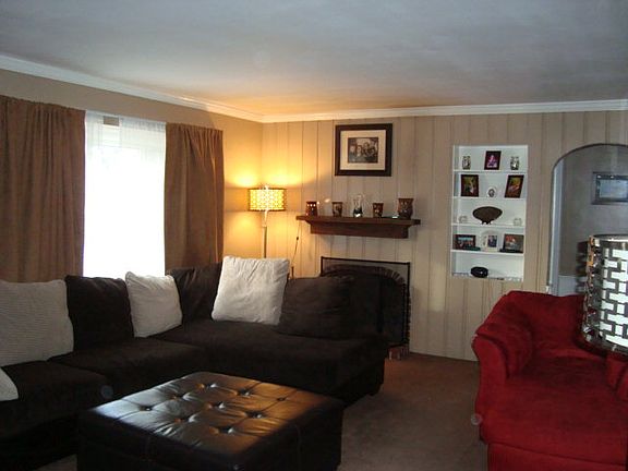 2nd image of 769 Yale Dr