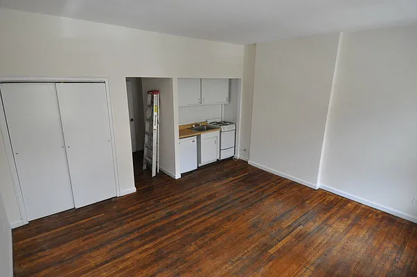 Rented by Village Living Realty | media 2