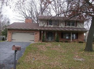 4986 Brigadoon Rd, Rockford, IL 61107
