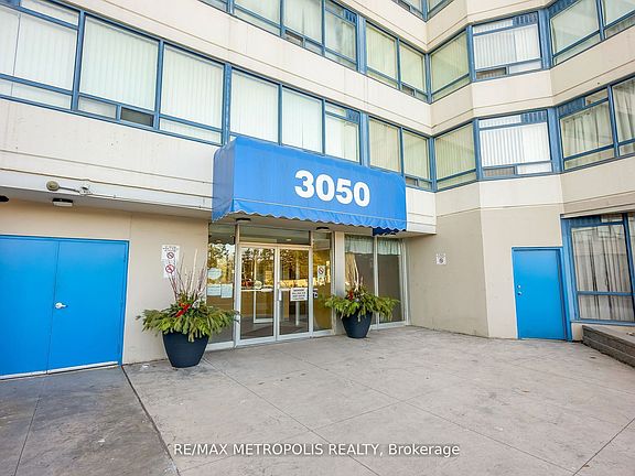 3rd image of 3050 Ellesmere Rd #1601