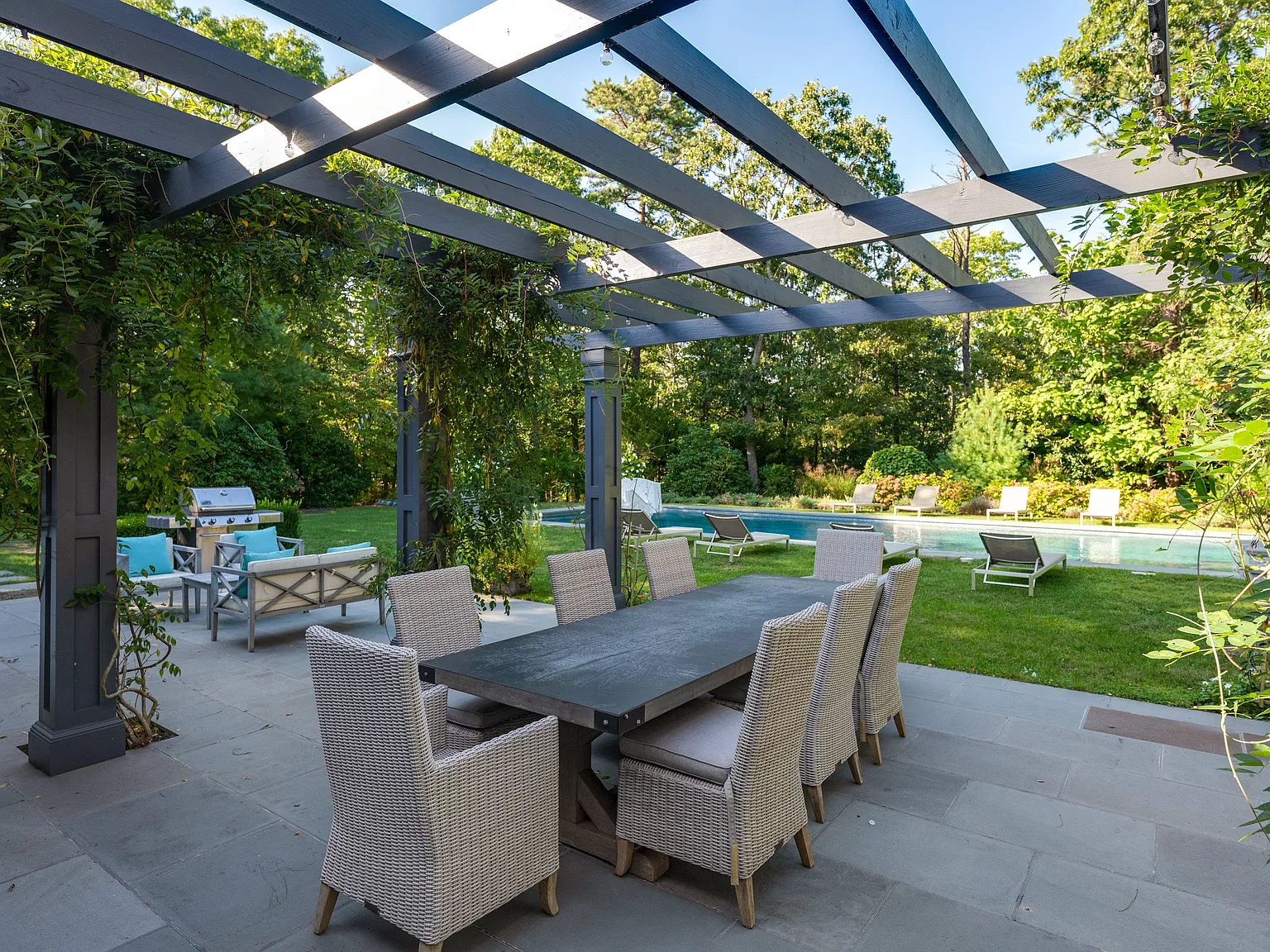 This Fabulous East Hampton Home Has Everything — Photo 3