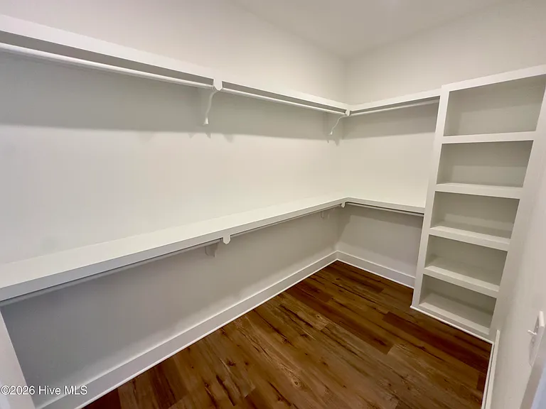 213 Myrtle Ave — Photo 24