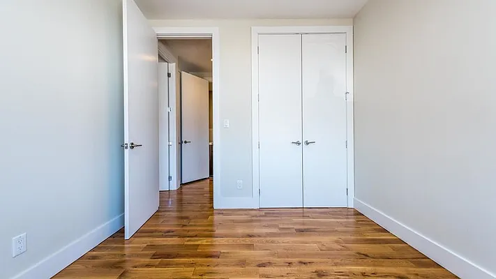 Rented by Nooklyn NYC LLC | media 26