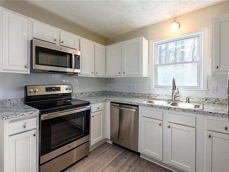4283 E Paulding Dr #A — Photo 4