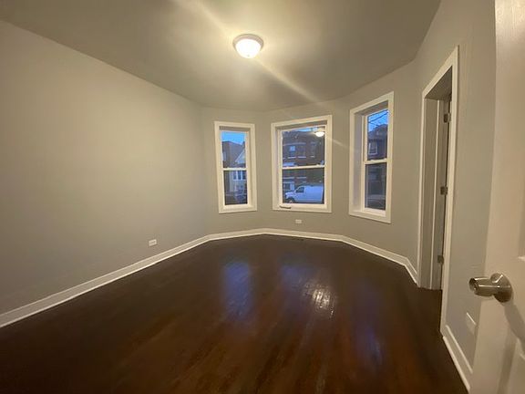 4th image of 6601 S Bishop St #2N