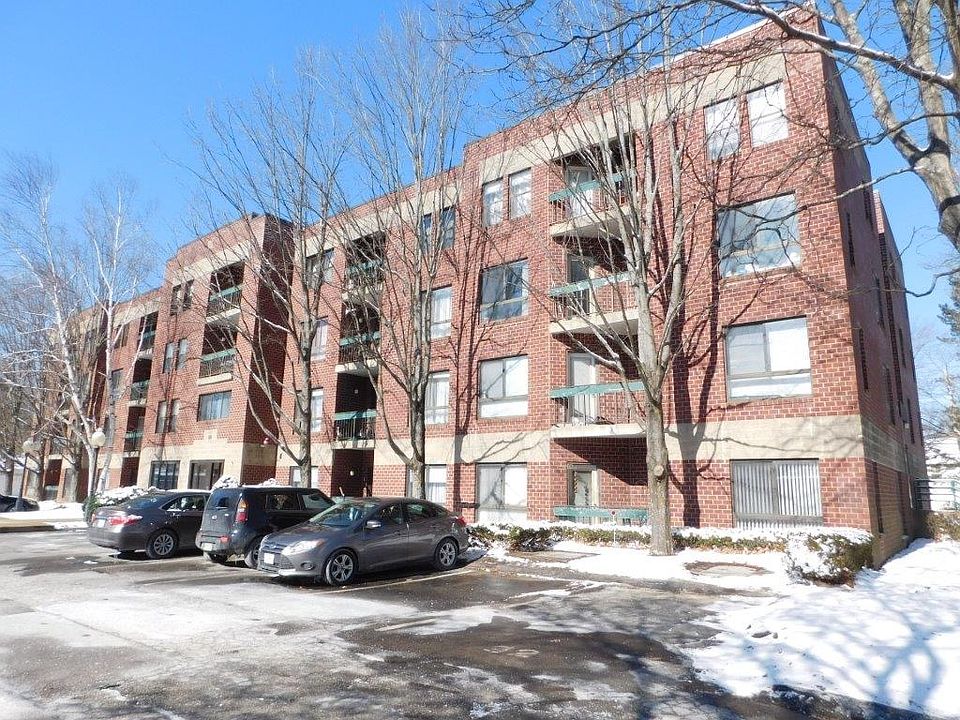 1st image of 14 Heron St APT 309