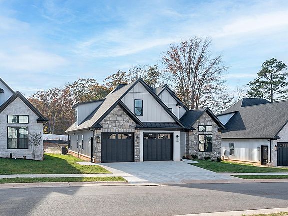 4th image of 133 Bentley Grove Way