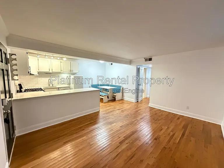 870 Glendale Ter NE #12 — Photo 8