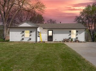 600 NE 82nd St, Kansas City, MO 64118