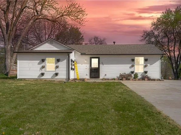 600 NE 82nd St, Kansas City, MO 64118