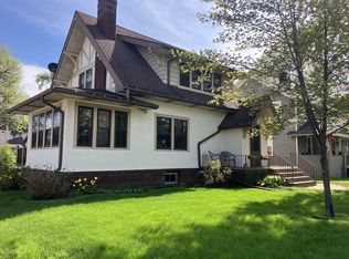 816 E Howard St, Hibbing, MN 55746