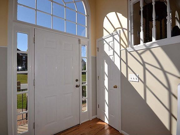 3rd image of 1215 Grace Hadaway Ln