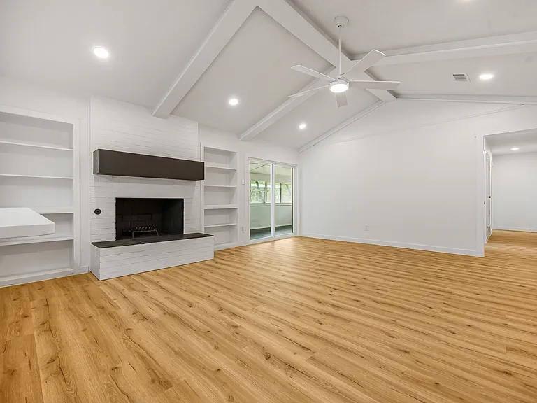 3013 Conejos Dr — Photo 15