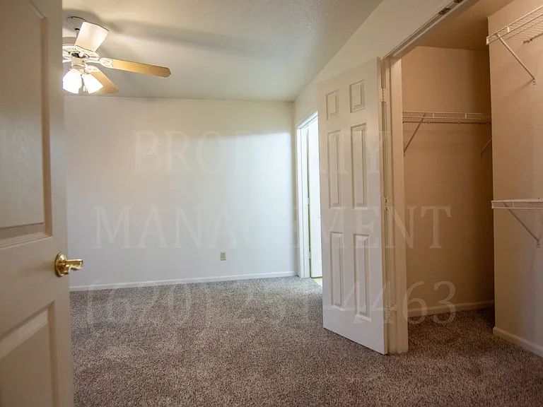 813 Shawnee St — Photo 34