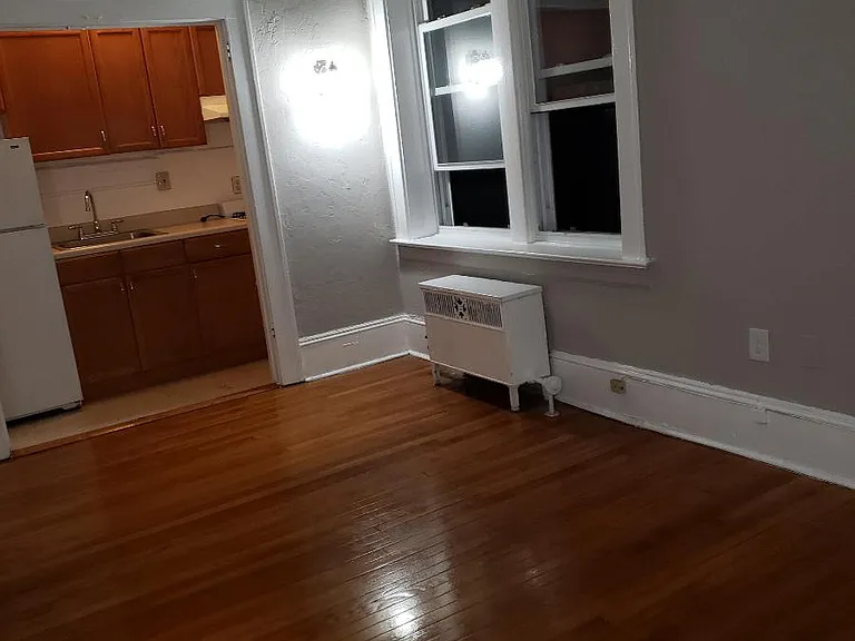 Randolph Manor Apartments — Photo 21