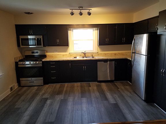 Totally remodeled kitchen....very open and bright.