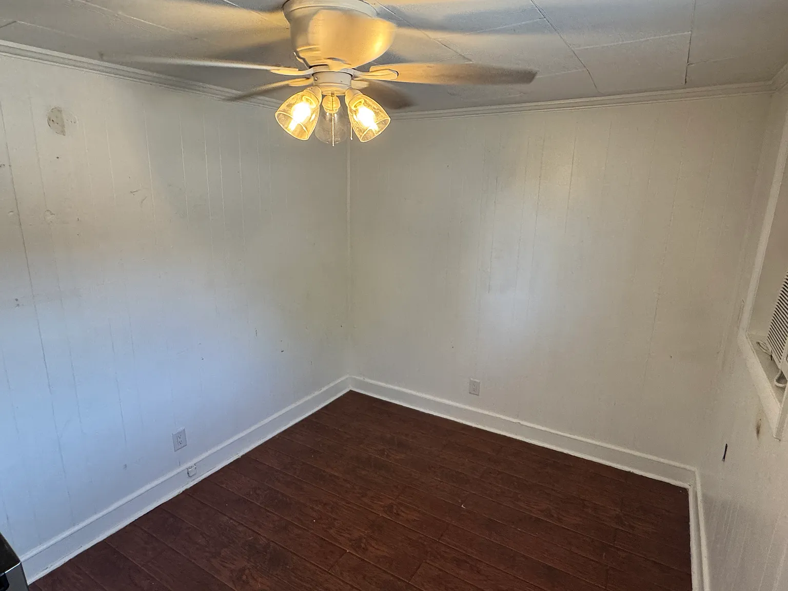 Studio, $775 — Photo 2