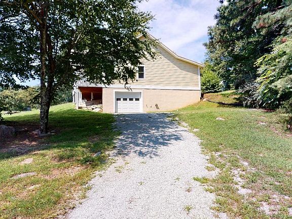 3rd image of 90 Willard Ln #90