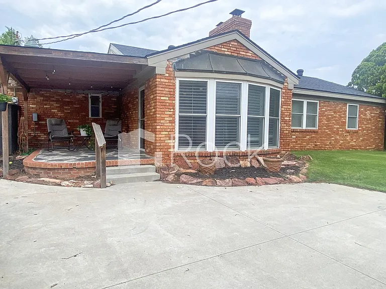 3308 NW 60th St — Photo 32