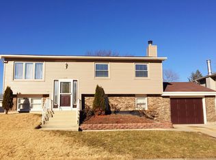 7754 Bristol Ln, Tinley Park, IL