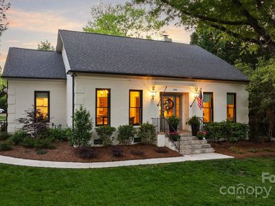 3300 Sharon Rd, Charlotte, NC, 28211