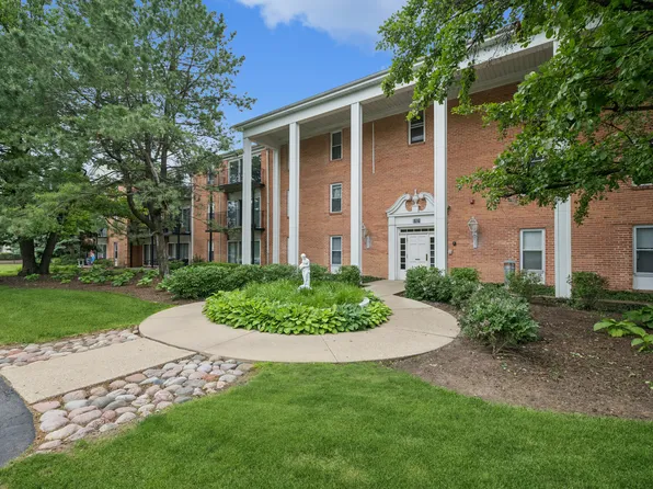 5101 Carriageway Dr APT 210, Rolling Meadows, IL 60008